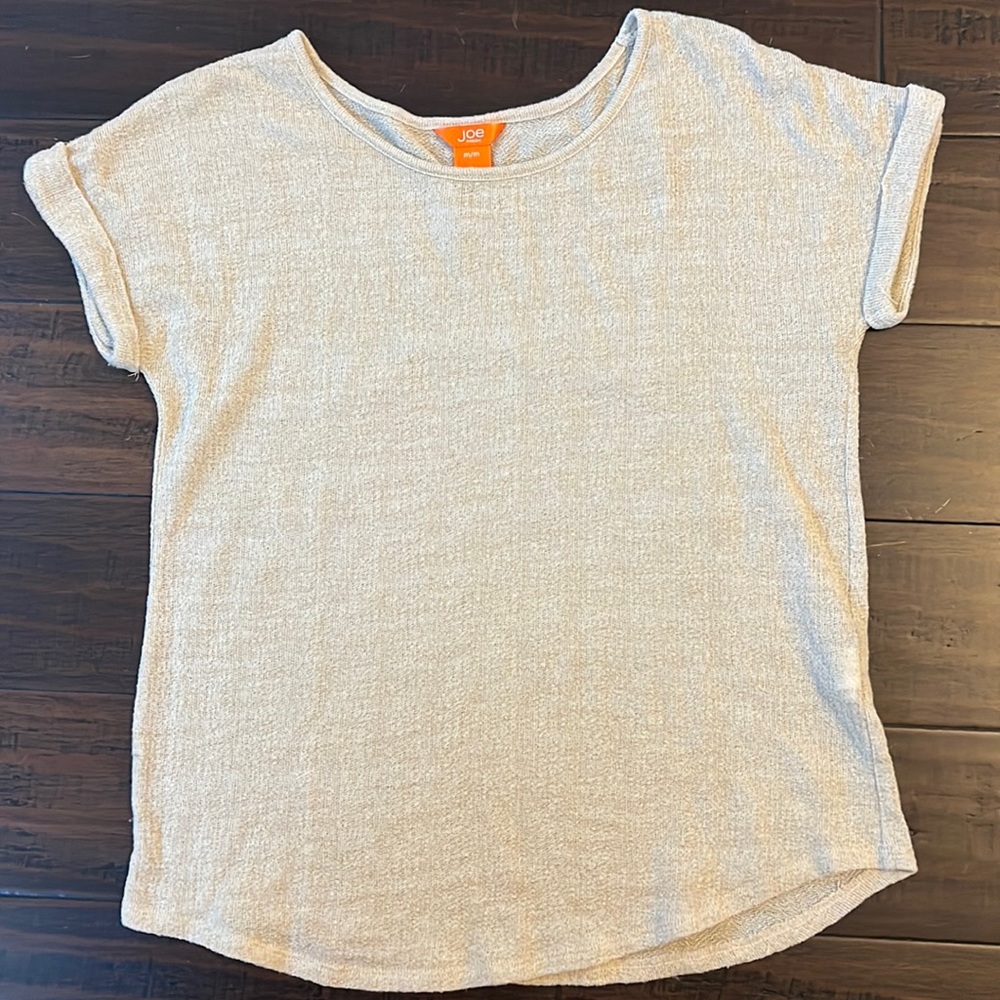 Joe Fresh; Cuffed short sleeve top; Size Medium